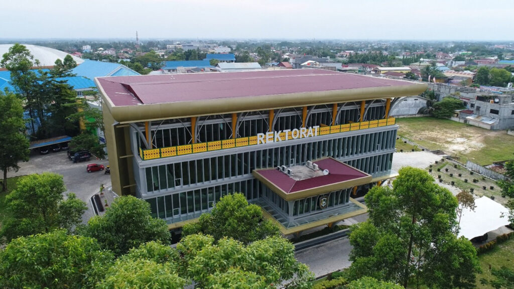 gedung-rektorat-uir